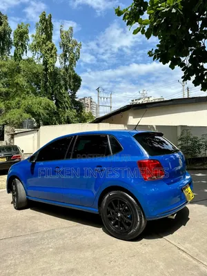 Volkswagen Polo 2013 Blue