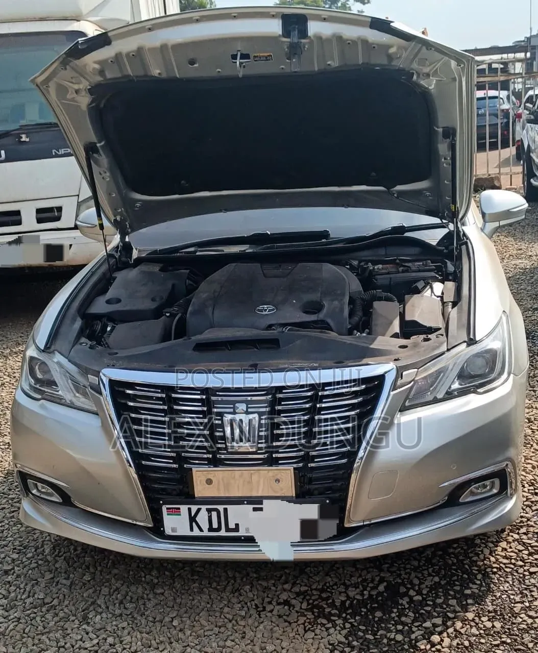 Toyota Crown 2016 Silver