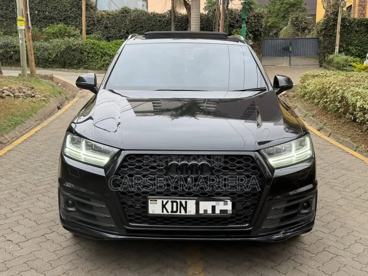 Audi Q7 2016 Black