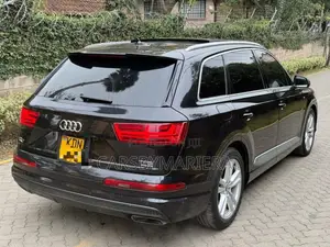 Audi Q7 2016 Black