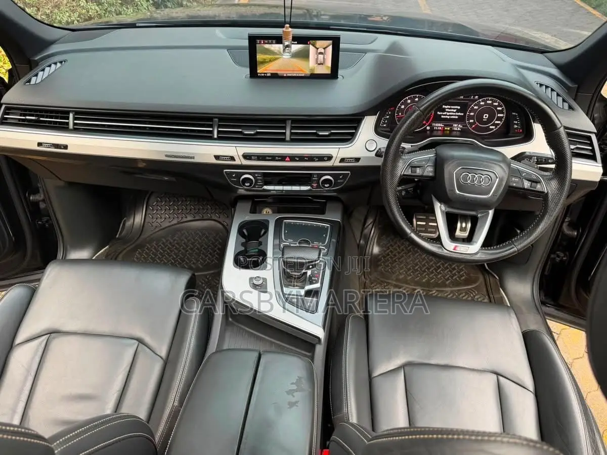 Audi Q7 2016 Black