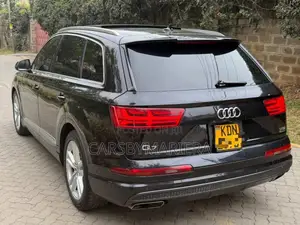 Audi Q7 2016 Black