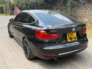 BMW 320i 2013 Black