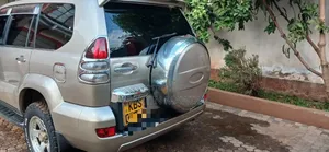 Toyota Land Cruiser Prado 2006 Gold