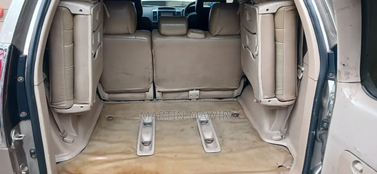 Toyota Land Cruiser Prado 2006 Gold