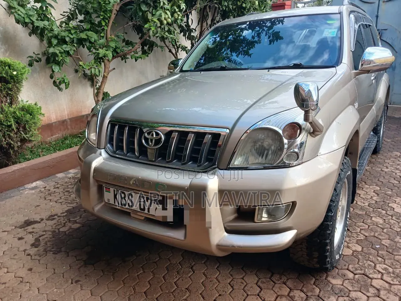 Toyota Land Cruiser Prado 2006 Gold