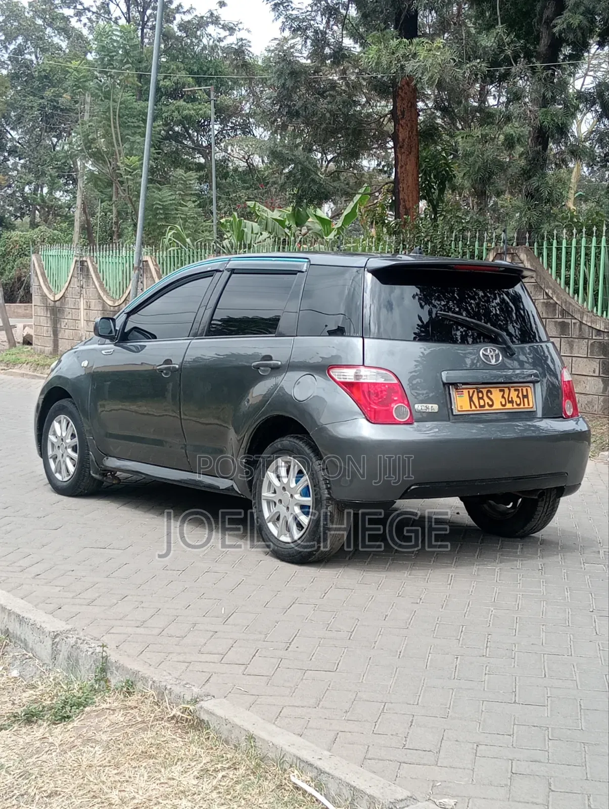 Toyota IST 2005 Gray