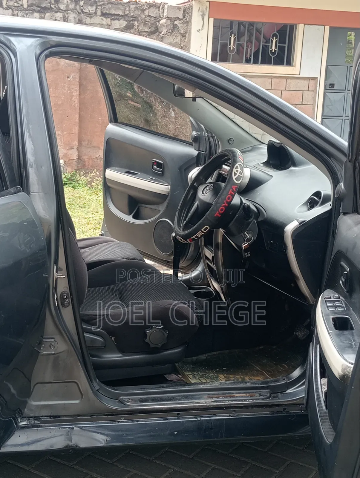 Toyota IST 2005 Gray