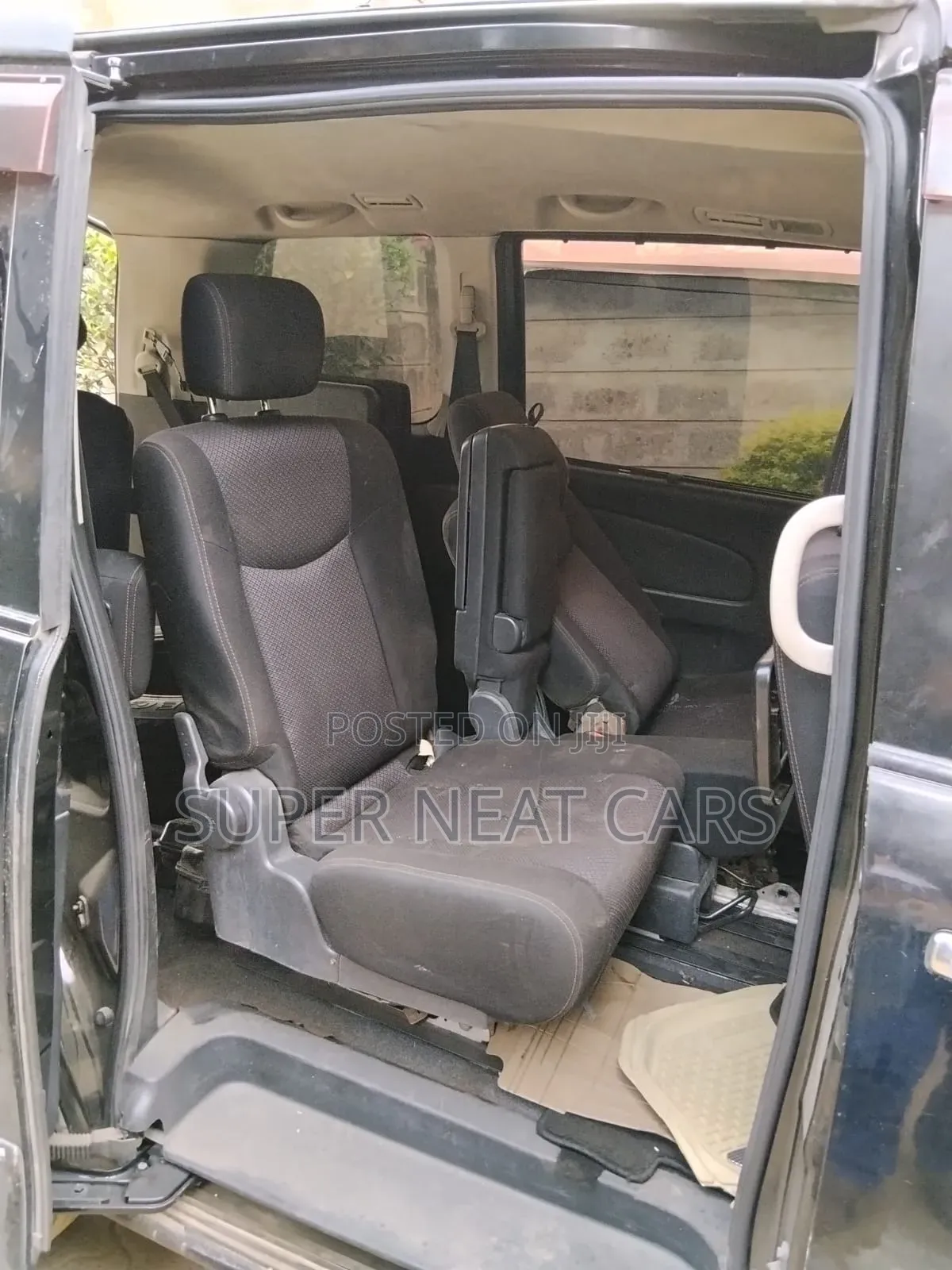 Nissan Serena 2012 Black