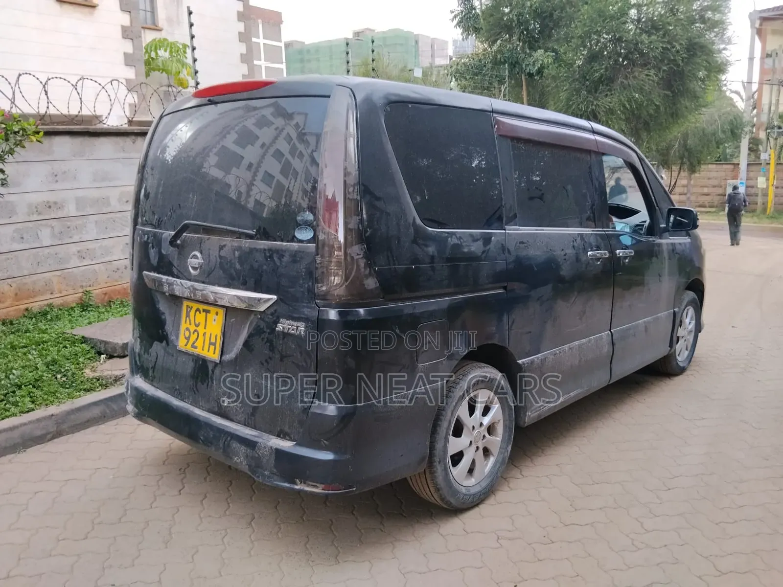 Nissan Serena 2012 Black