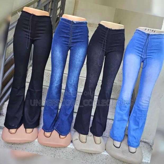 Light-Wash Flare Jeans - thumbnail 2