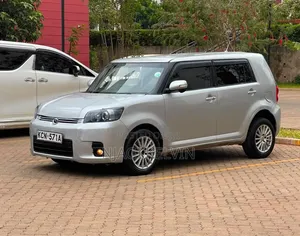 Toyota Corolla Rumion 2010 Silver