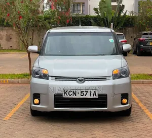 Toyota Corolla Rumion 2010 Silver
