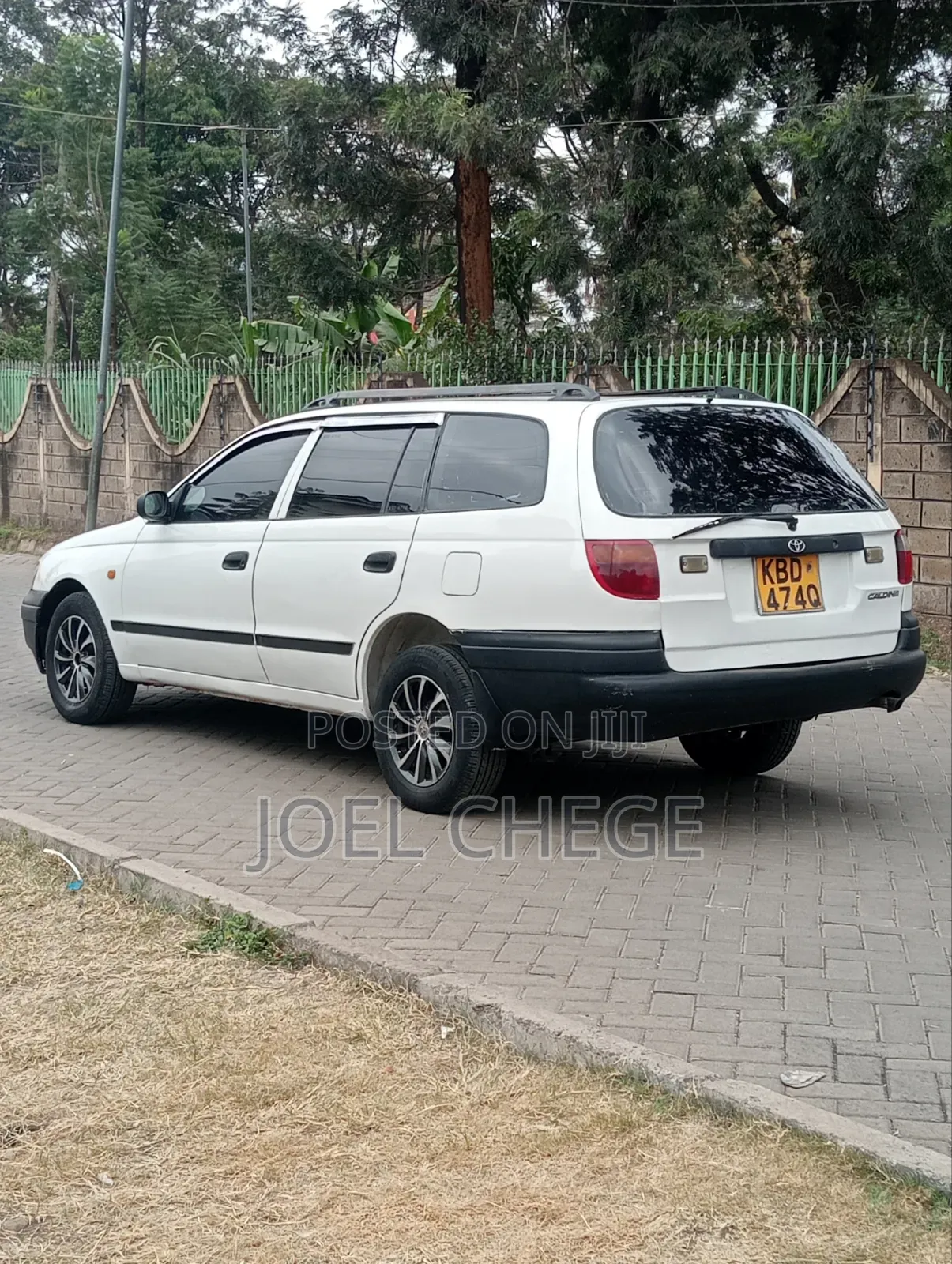 Toyota Caldina 1999 White