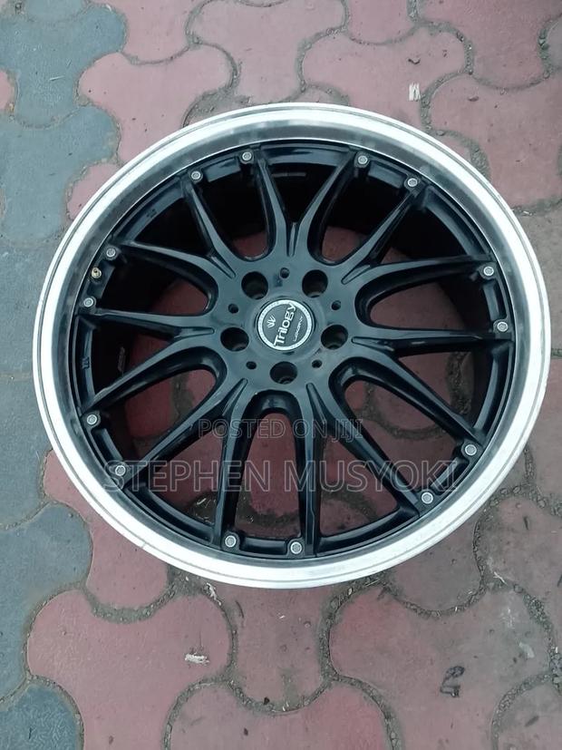 Size 20 Inch Harrier,crown, Mark X, Alphard Rims - main view