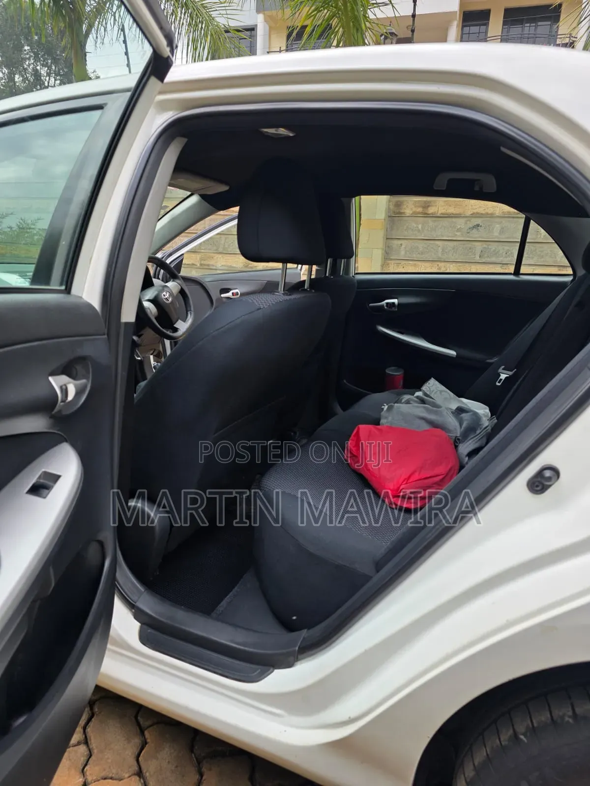 Toyota Corolla 2012 White