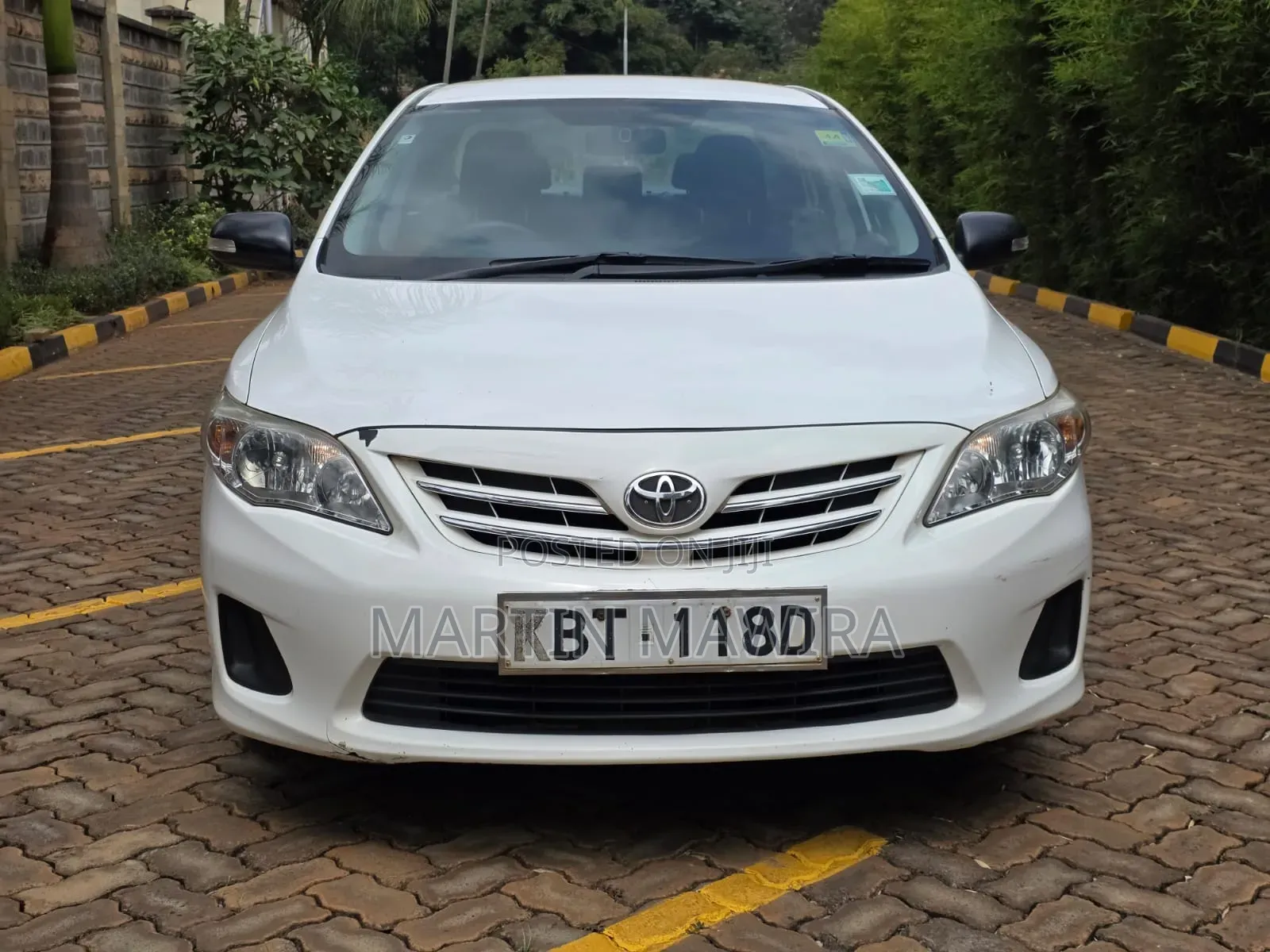Toyota Corolla 2012 White