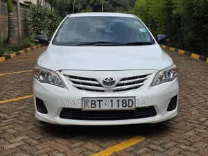 Toyota Corolla 2012 White