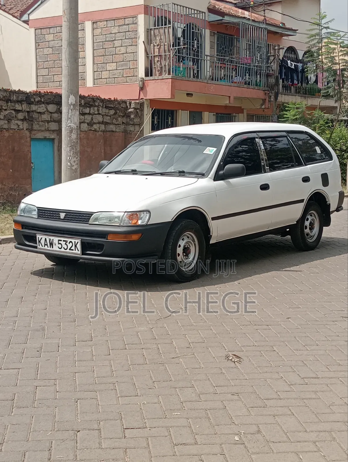 Toyota Corolla 1997 White