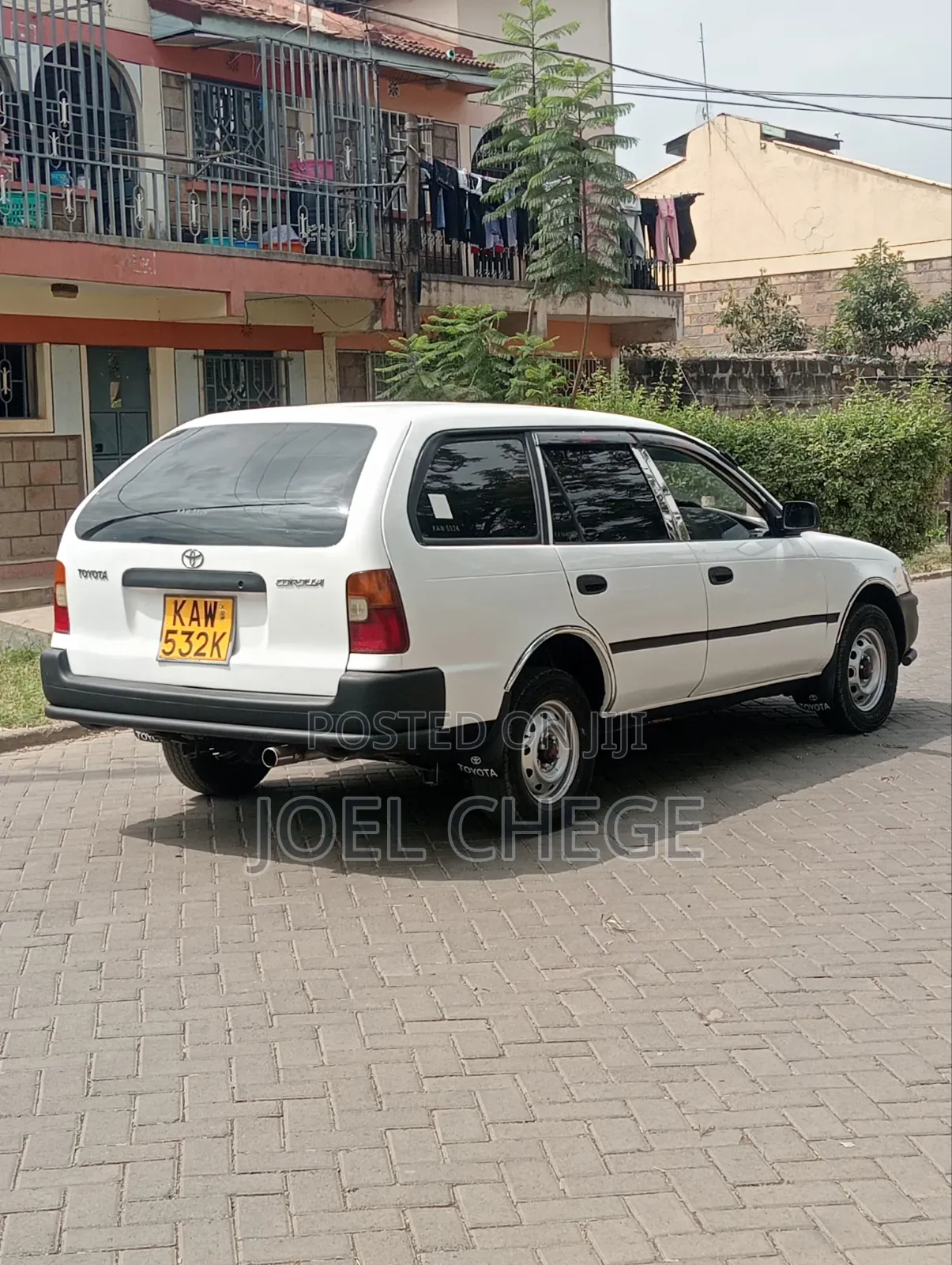 Toyota Corolla 1997 White