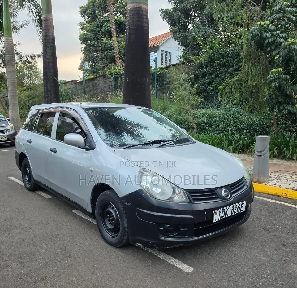 Nissan Advan 2015 Gray