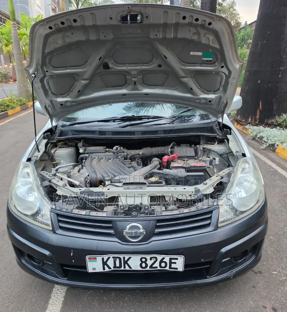 Nissan Advan 2015 Gray