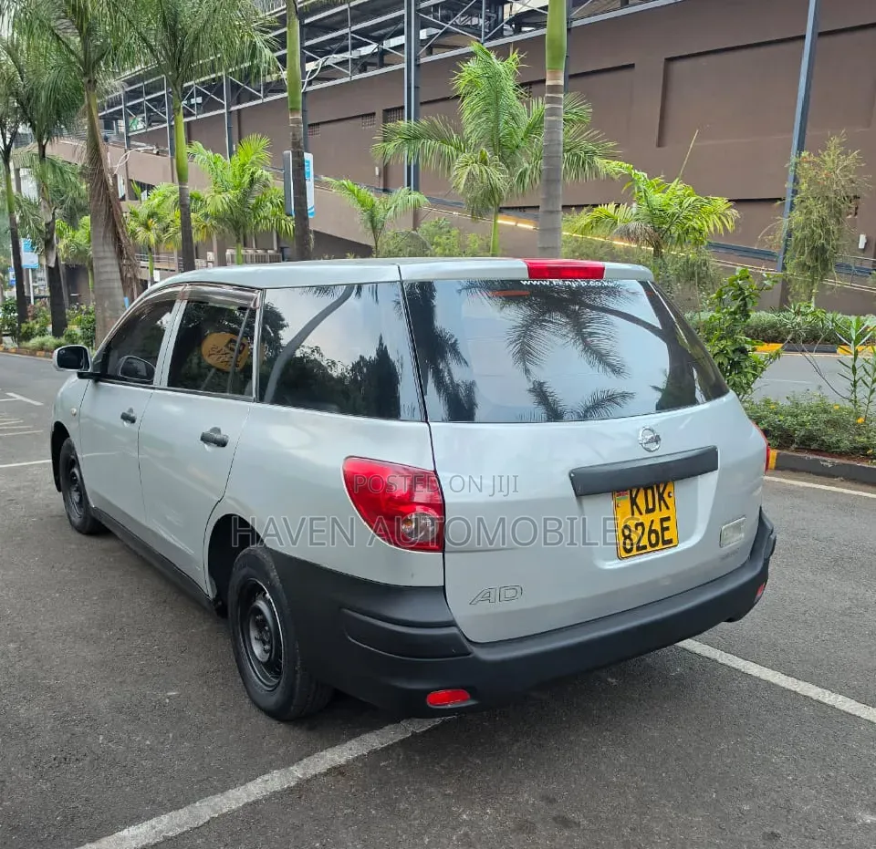 Nissan Advan 2015 Gray