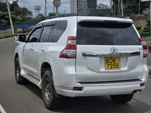 Toyota Land Cruiser Prado 2011 White