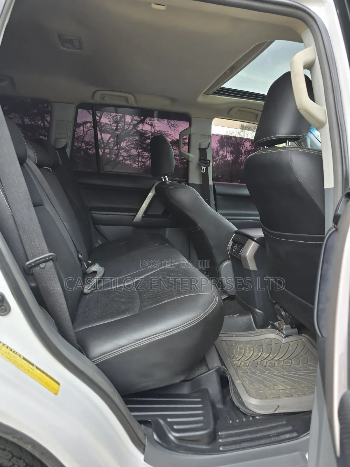 Toyota Land Cruiser Prado 2011 White