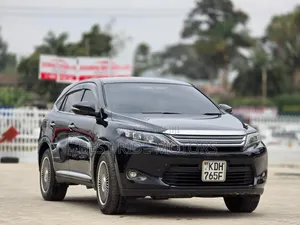 Toyota Harrier 2.0 2015 Gray