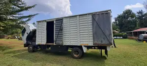 Isuzu FRR-90 2023