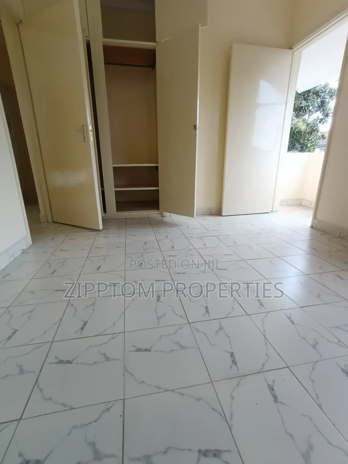 3bdrm Maisonette in South C for rent