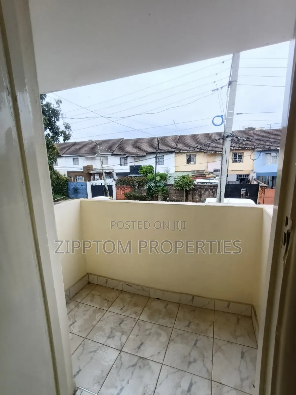3bdrm Maisonette in South C for rent