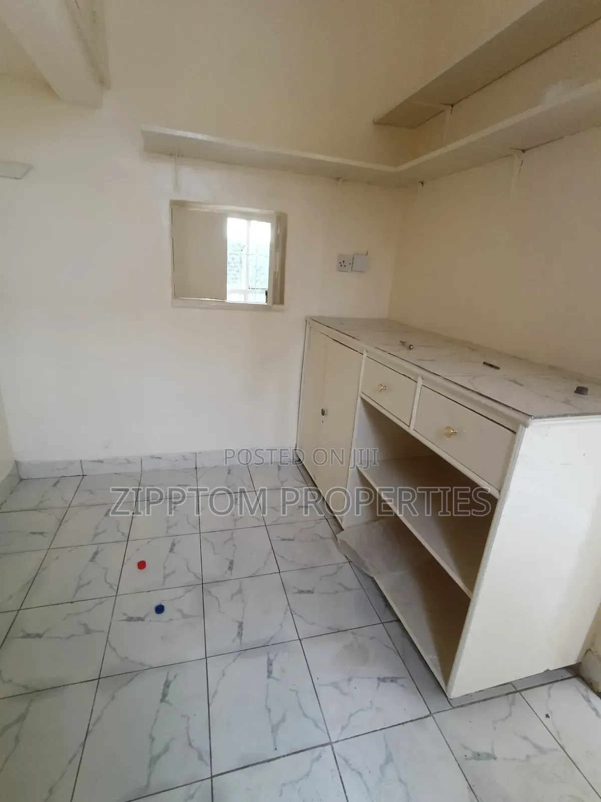 3bdrm Maisonette in South C for rent