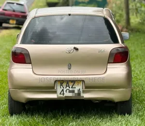 Toyota Vitz 2000 Brown
