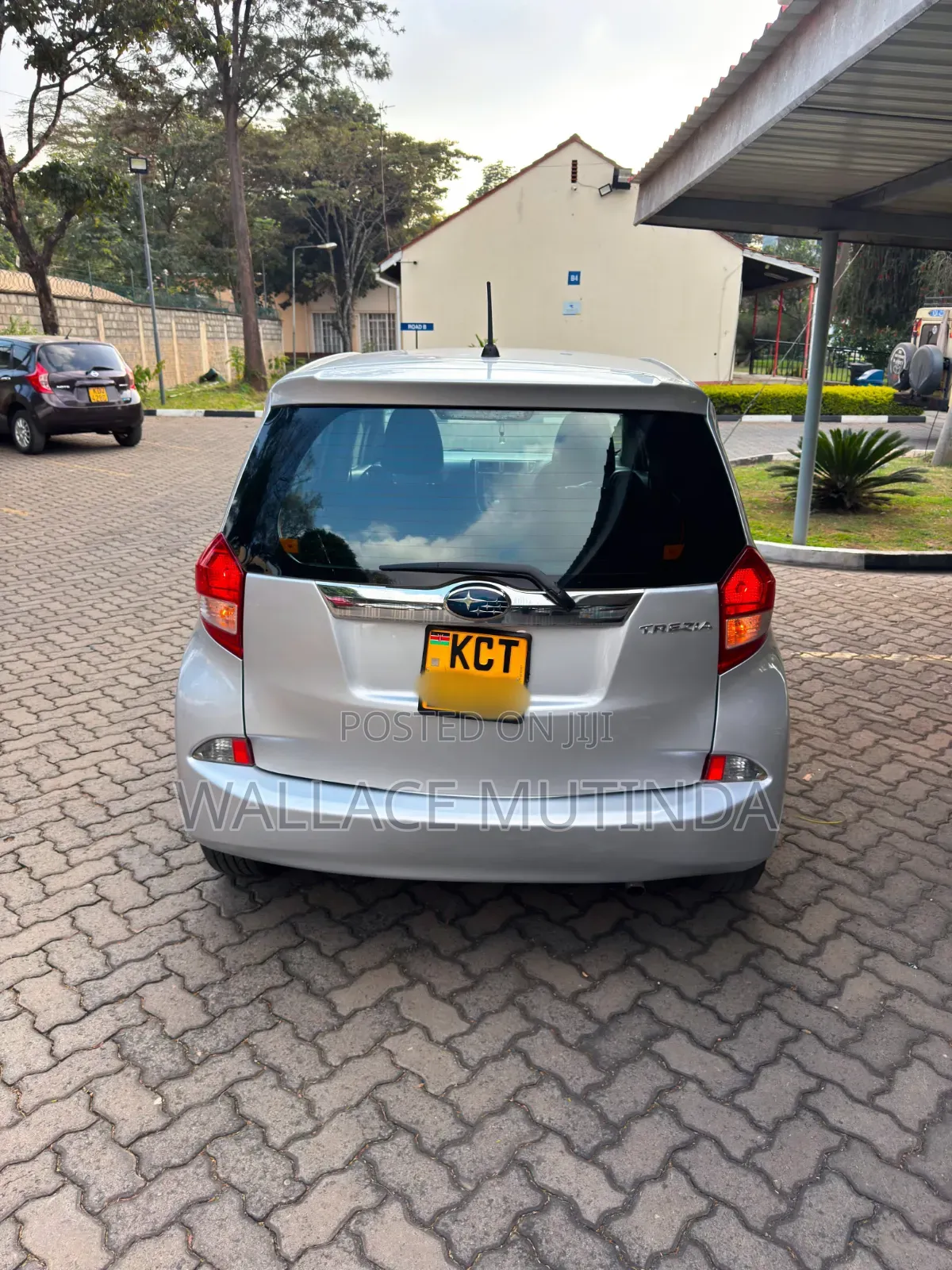 Subaru Trezia 2011 Silver