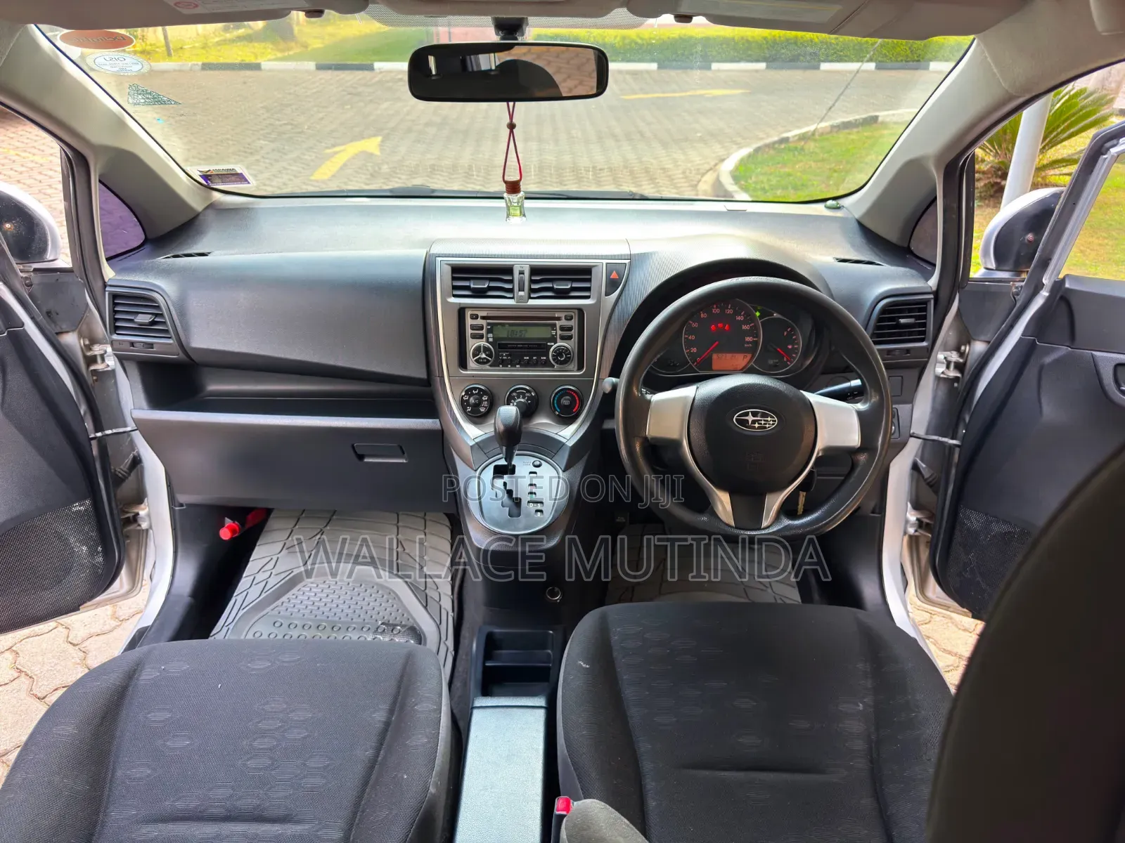 Subaru Trezia 2011 Silver