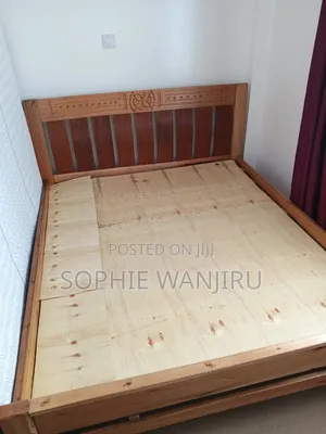 5*6 Wooden Bed