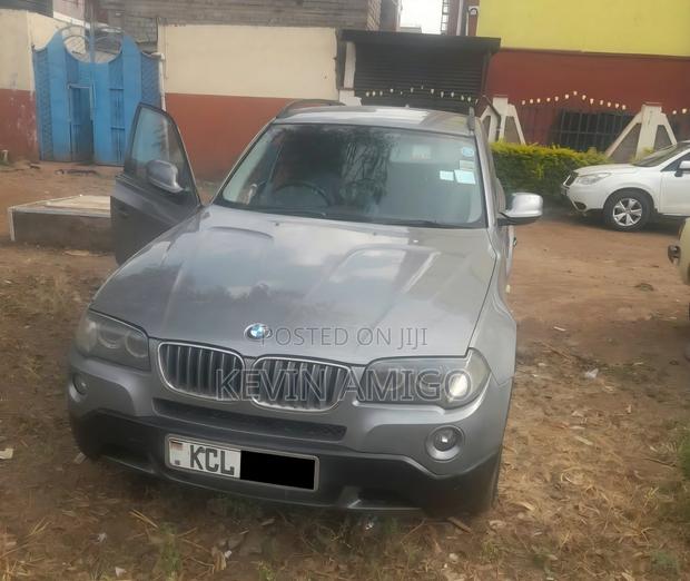 BMW X3 xDrive30i 2010 Silver - main view