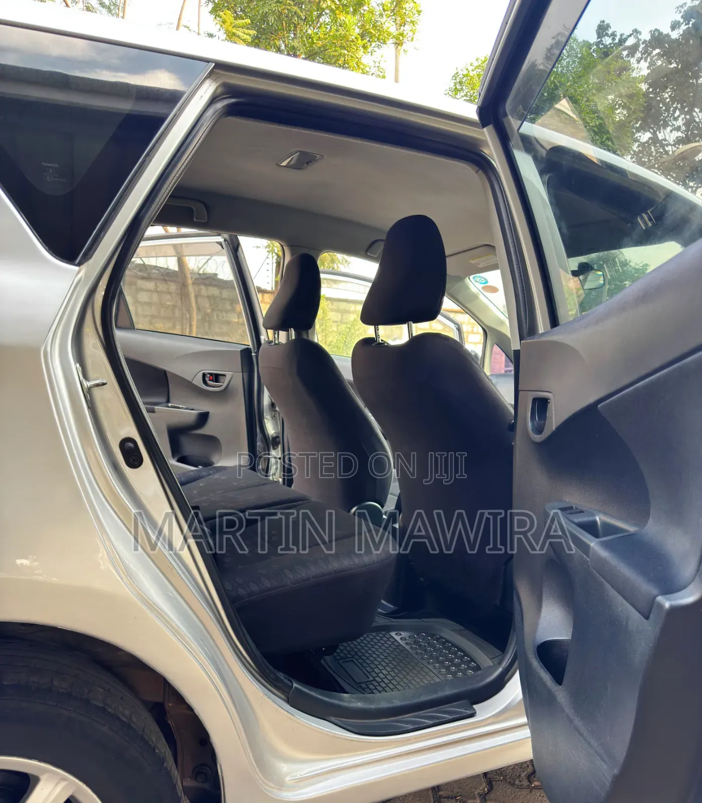Subaru Trezia 2013 Silver