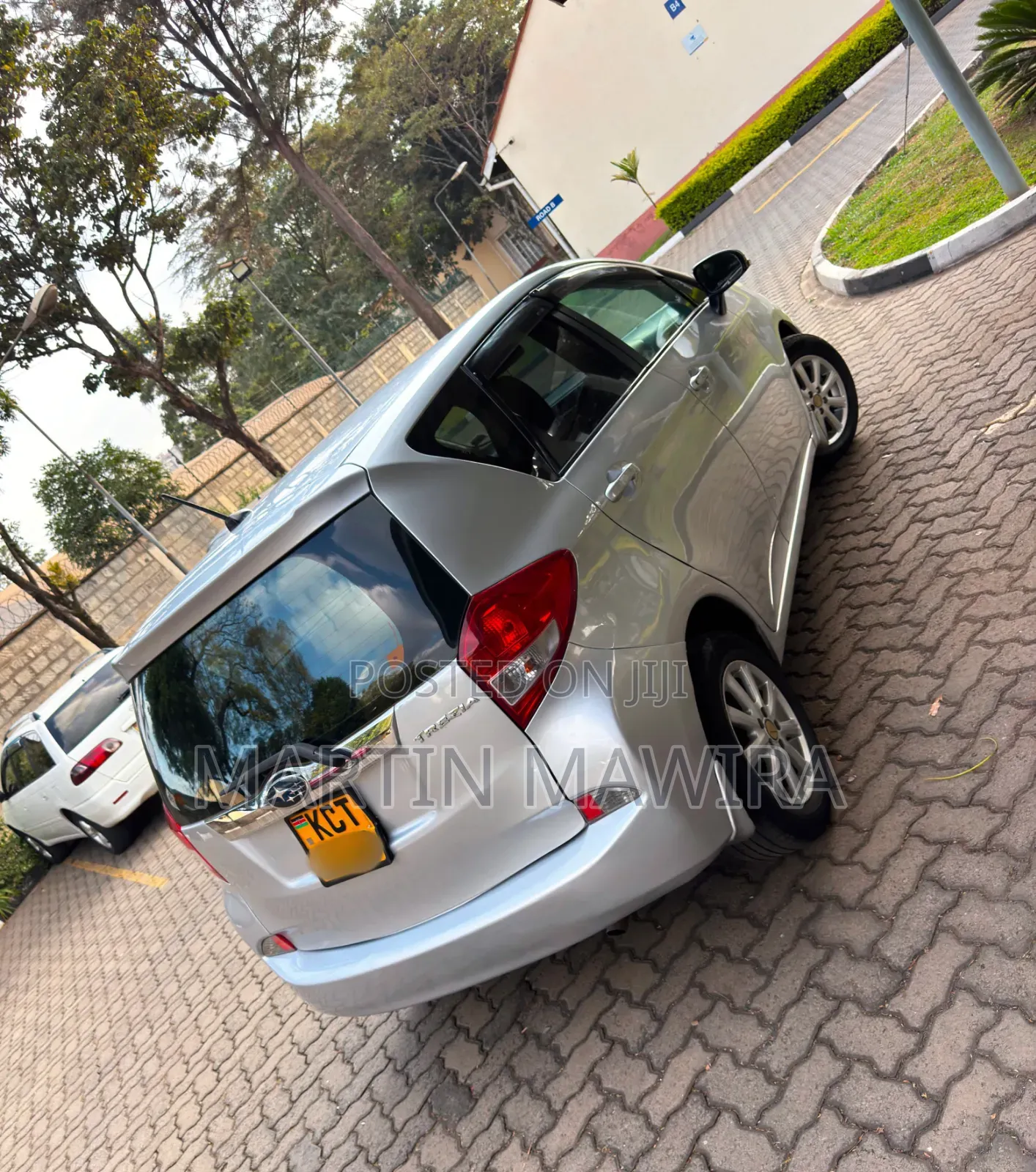 Subaru Trezia 2013 Silver