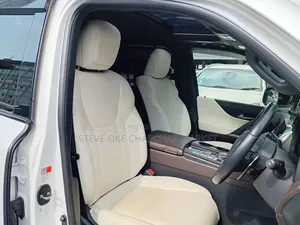 Lexus LX 600 2023 White