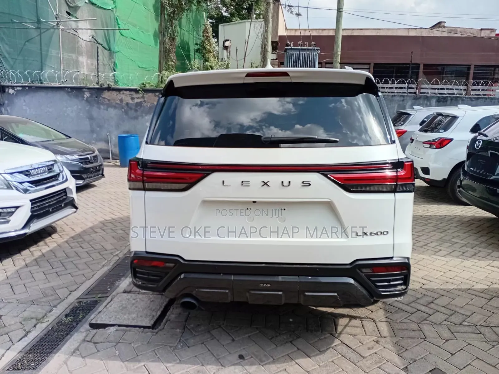 Lexus LX 600 2023 White