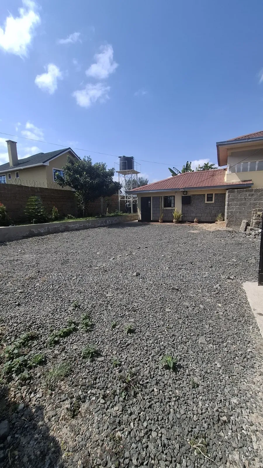 4bdrm Maisonette in Maasai Lodge for rent