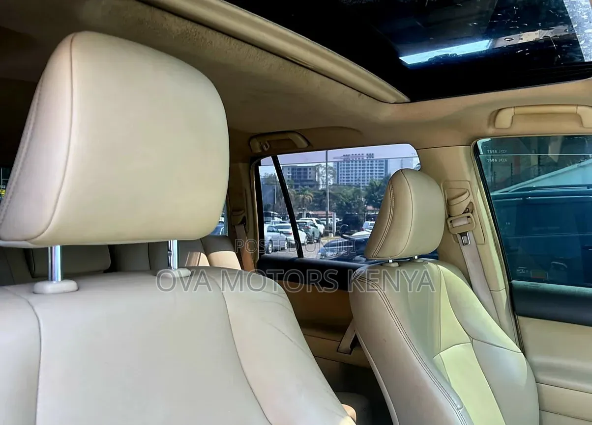 Toyota Land Cruiser Prado 2015 White