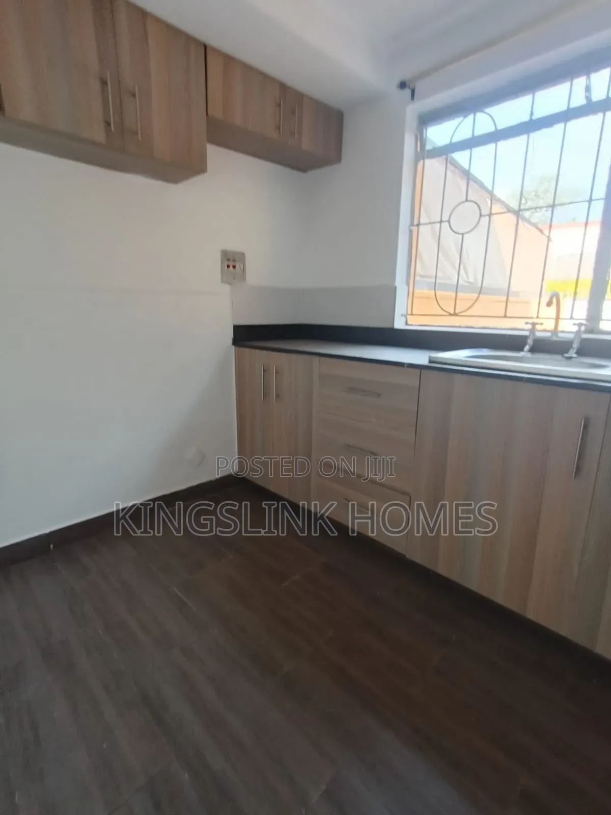 3bdrm Maisonette in Nairobi West, Madaraka for rent