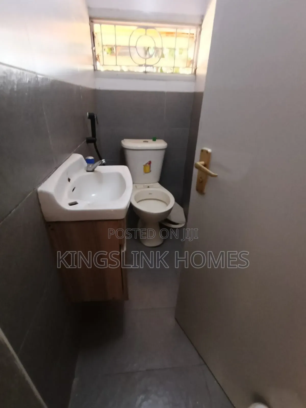 3bdrm Maisonette in Nairobi West, Madaraka for rent
