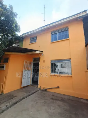 3bdrm Maisonette in Nairobi West, Madaraka for rent