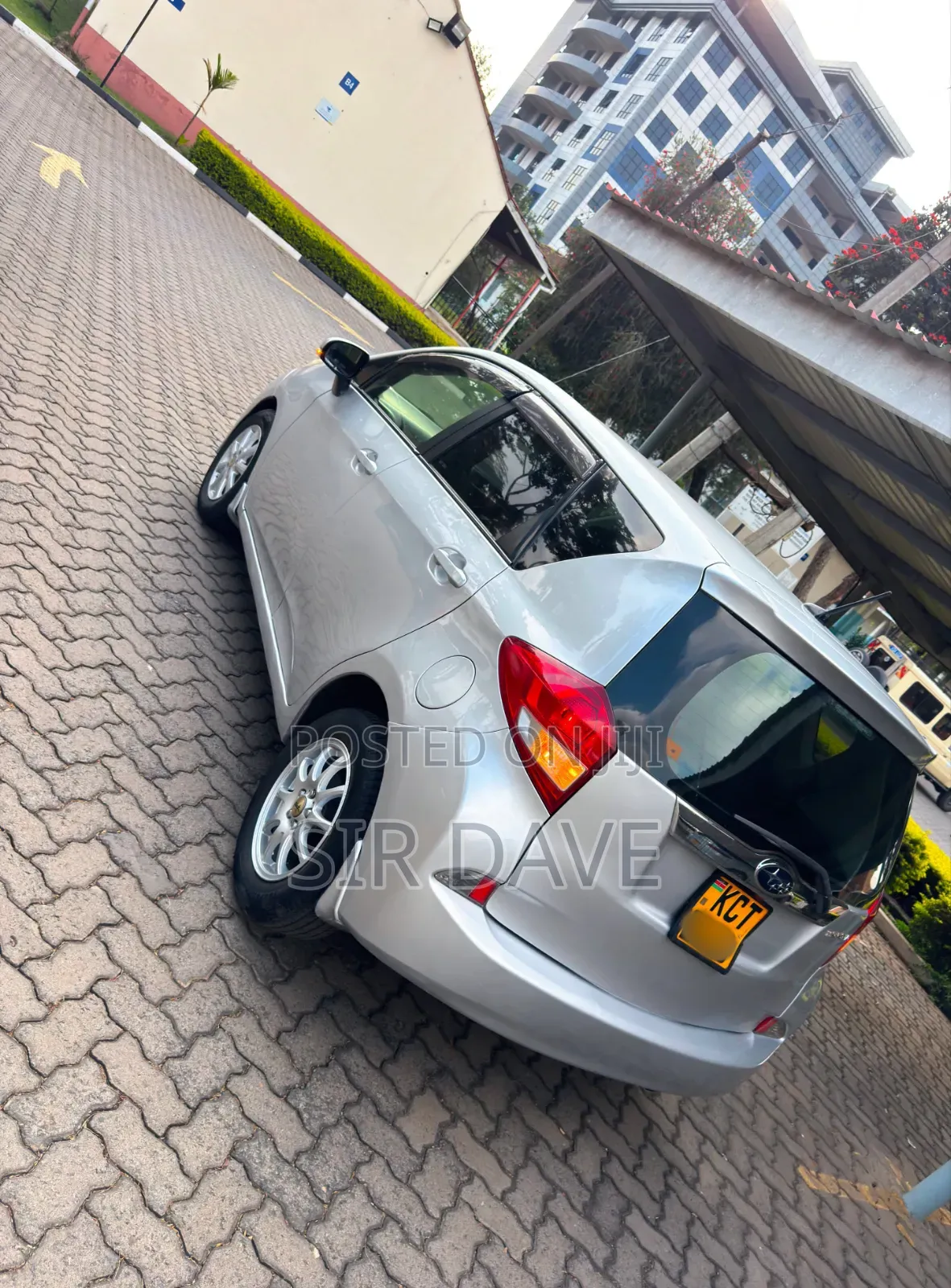 Subaru Trezia 2011 Silver