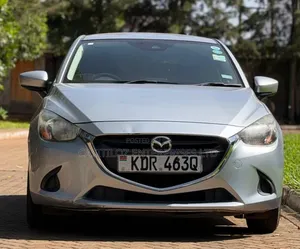 Mazda Demio 2018 Silver